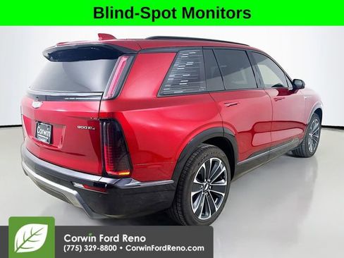 Used 2026 Cadillac Vistiq Sport AWD/4WD image 7
