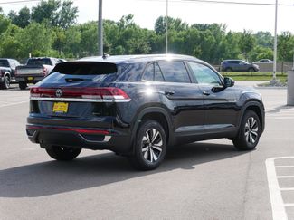 New 2025 Volkswagen Atlas Cross Sport SE video 2
