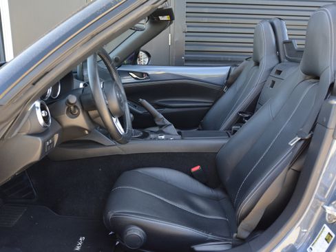 Certified 2021 MAZDA MX-5 Miata Grand Touring RWD image 16