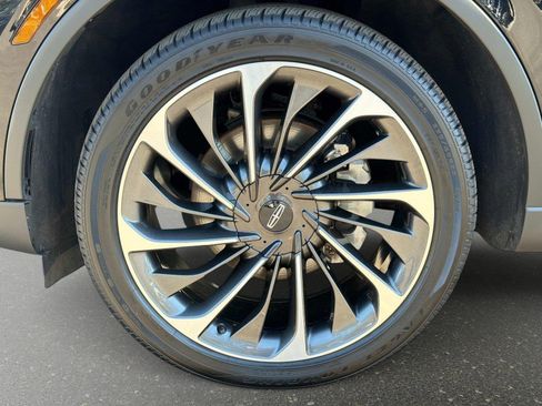 Used 2025 Lincoln Aviator Reserve w/ Equipment Group 201A AWD/4WD image 22
