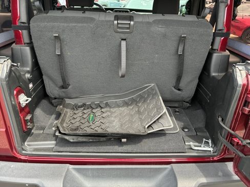 Used 2021 Jeep Wrangler Sport AWD/4WD image 19