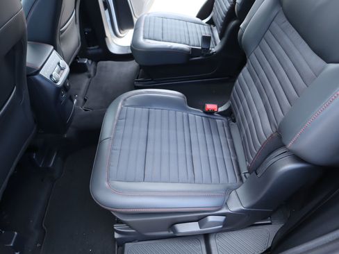 New 2026 Ford Explorer ST-Line RWD image 13