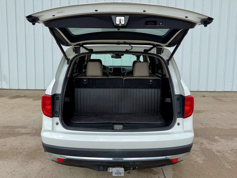 Used 2016 Honda Pilot Elite image 17