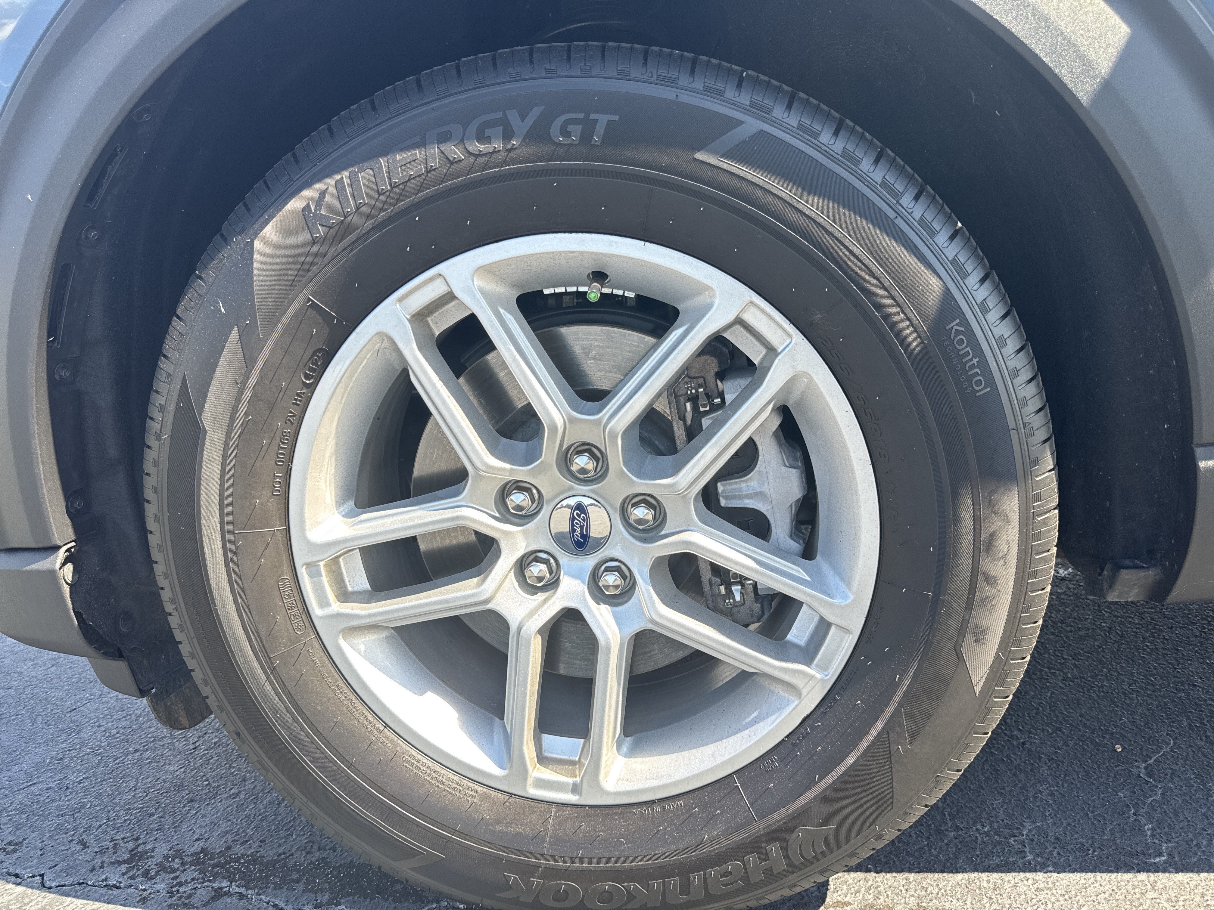 Used 2026 Ford Explorer Active w/ Active Comfort Package RWD image 13