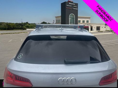 Used 2019 Audi Q5 2.0T Premium w/ Convenience Package AWD/4WD image 6