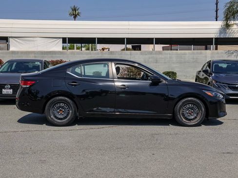 Used 2024 Nissan Sentra S FWD image 3
