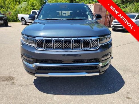Used 2023 Jeep Grand Wagoneer L Series III AWD/4WD image 9
