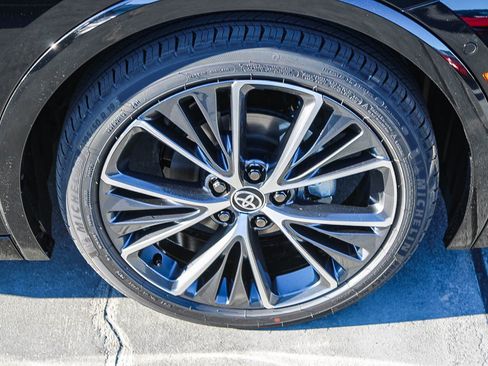 New 2026 Toyota Prius Limited image 11