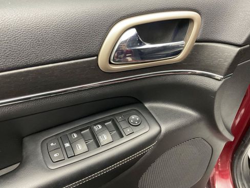 Used 2015 Jeep Grand Cherokee Limited AWD/4WD image 10