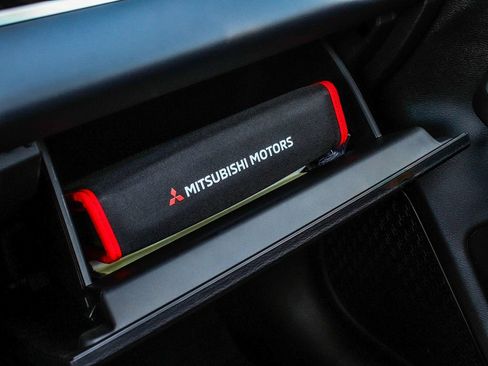 New 2026 Mitsubishi Outlander SEL Black Edition AWD/4WD image 18