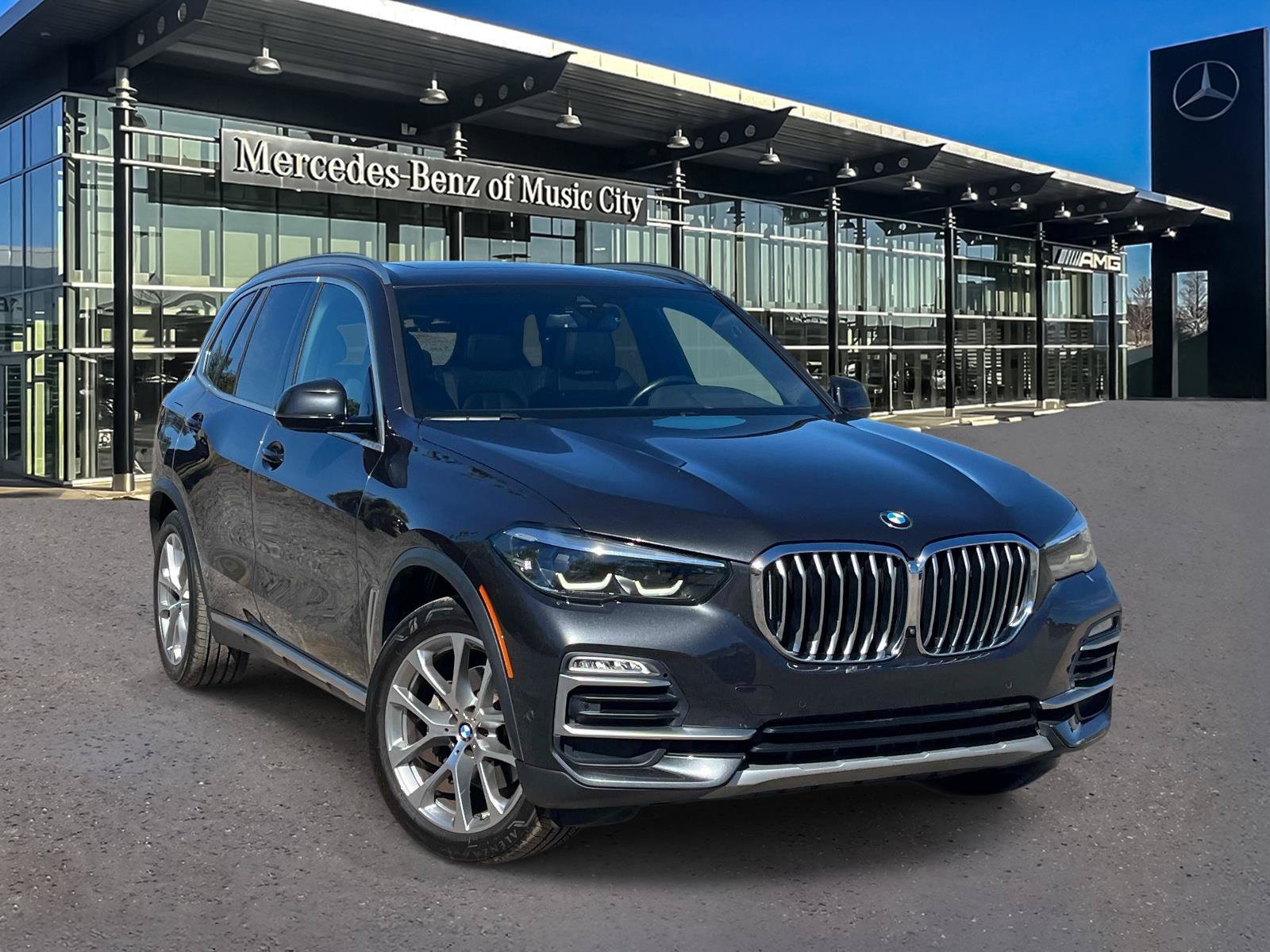 Used 2021 BMW X5 sDrive40i w/ Premium Package 2 RWD image 1