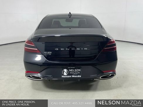 Used 2025 Genesis G70 2.5T RWD image 7