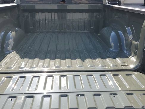 New 2026 RAM 1500 4x4 Crew Cab image 10