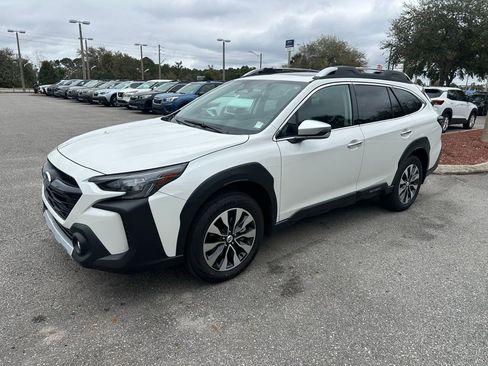 Used 2025 Subaru Outback Touring image 13