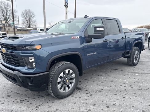 New 2026 Chevrolet Silverado 2500 Custom w/ Custom Value Package image 7