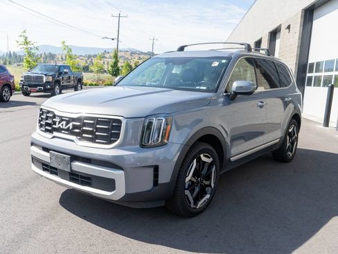 Used 2024 Kia Telluride S w/ S Sunroof Package AWD/4WD image 3
