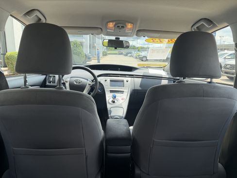 Used 2013 Toyota Prius Two FWD image 12