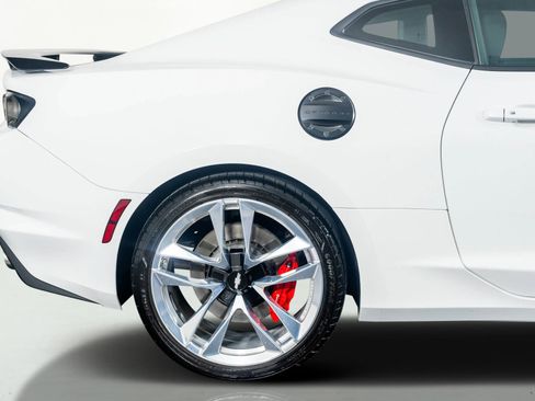 Used 2024 Chevrolet Camaro SS image 8