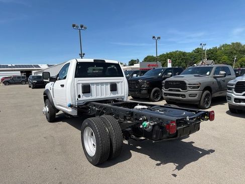 New 2026 RAM 5500 Tradesman w/ Chrome Appearance Group AWD/4WD image 5