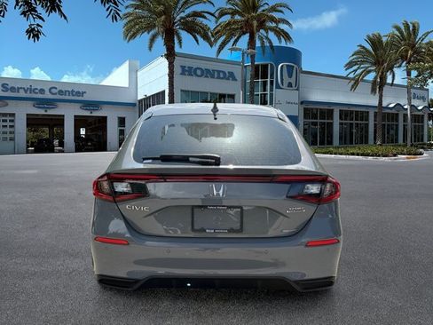 Used 2025 Honda Civic Sport Touring image 7
