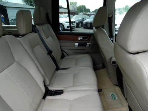 Used 2015 Land Rover LR4 HSE image 21