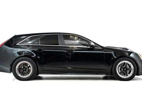 Used 2013 Cadillac CTS V RWD image 5