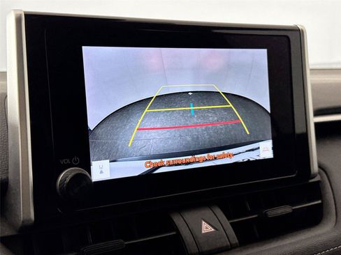 Certified 2024 Toyota RAV4 LE AWD/4WD image 21