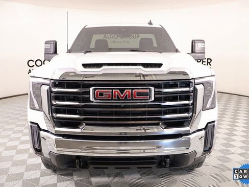 Used 2024 GMC Sierra 2500 SLE image 8