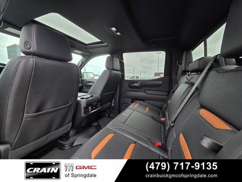 Used 2024 GMC Sierra 1500 AT4 w/ Technology Package AWD/4WD image 28