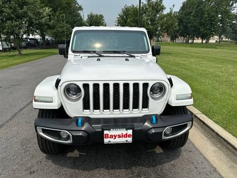 Used 2023 Jeep Wrangler Unlimited Sahara w/ Cold Weather Group AWD/4WD image 4