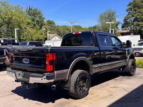 Used 2018 Ford F250 Lariat w/ Lariat Ultimate Package AWD/4WD image 6