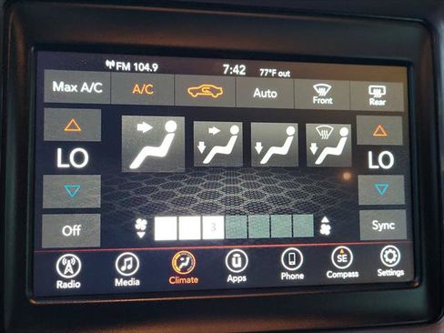 Used 2022 Dodge Challenger GT AWD/4WD image 26