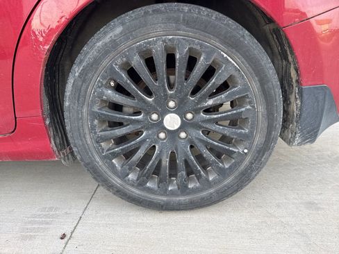 Used 2012 Suzuki Kizashi SE image 10