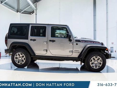 Used 2018 Jeep Wrangler Unlimited Rubicon AWD/4WD image 25