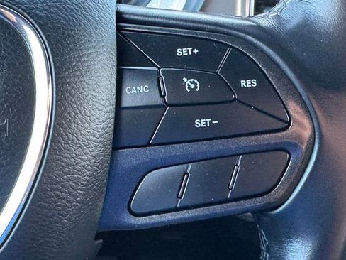 Used 2023 Dodge Charger SXT RWD image 17