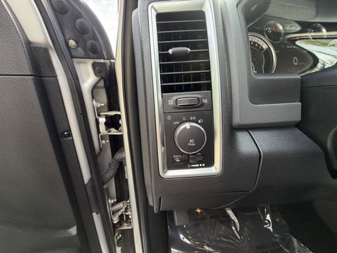 Used 2018 RAM 1500 Big Horn AWD/4WD image 17