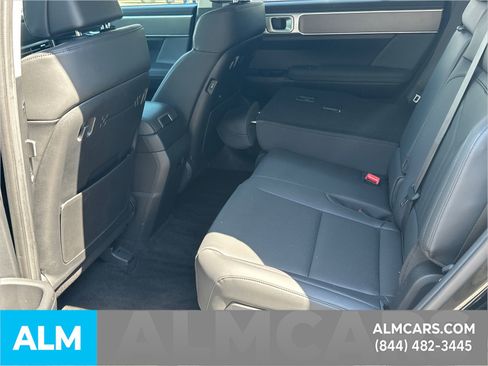 Used 2025 Hyundai Santa Fe SEL FWD image 24