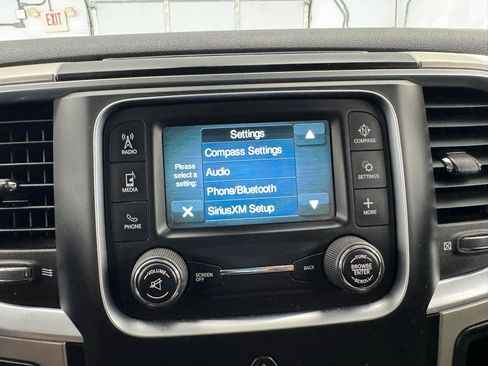 Used 2018 RAM 1500 Outdoorsman AWD/4WD image 33