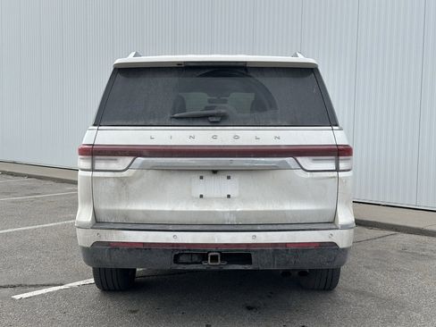 Used 2023 Lincoln Navigator L Reserve image 4