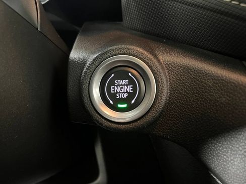 Used 2021 Chevrolet TrailBlazer ACTIV w/ Technology Package AWD/4WD image 29