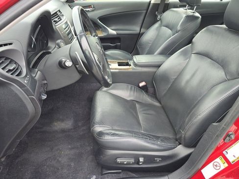 Used 2011 Lexus IS 250 250 w/ Preferred Accessory Package image 6