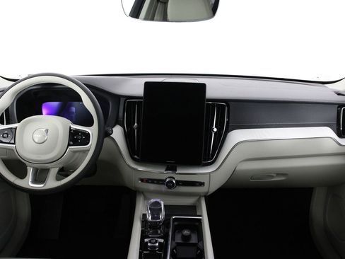 New 2026 Volvo XC60 B5 Ultra w/ Climate Package PRO image 5
