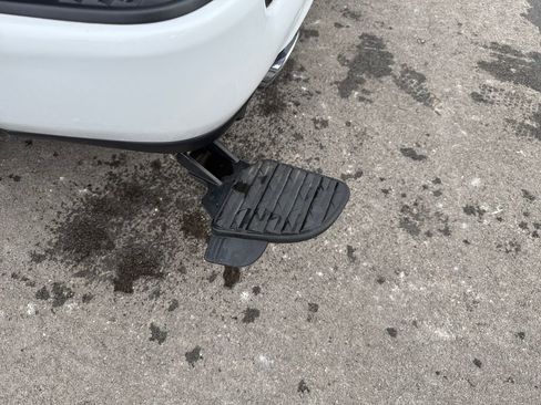 Certified 2022 RAM 1500 Big Horn image 36