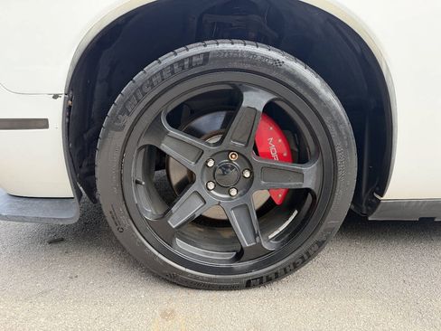 Used 2012 Dodge Challenger R/T RWD image 7