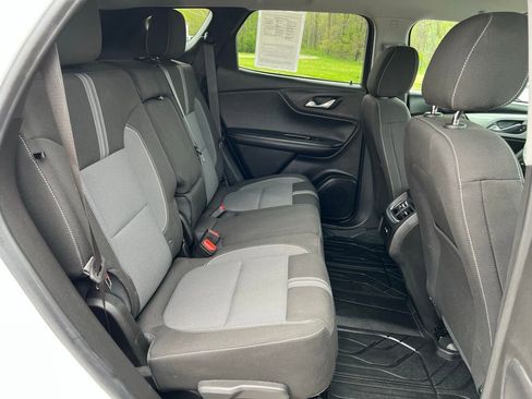 Used 2024 Chevrolet Blazer LT w/ Convenience Package FWD image 14