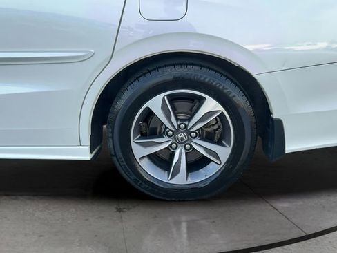 Used 2018 Honda Odyssey Touring image 32
