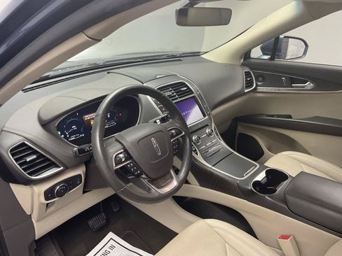 Used 2019 Lincoln Nautilus Reserve w/ Driver Assistance Package AWD/4WD image 11