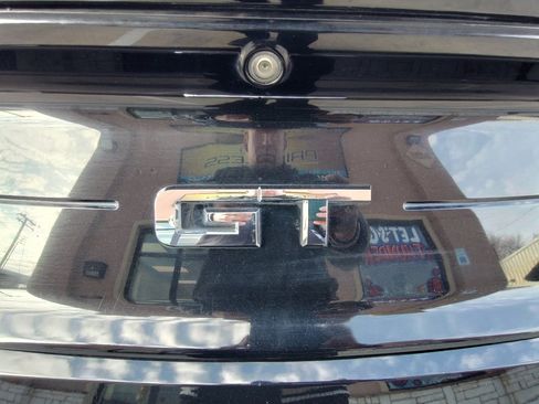 Used 2018 Ford Mustang GT image 14