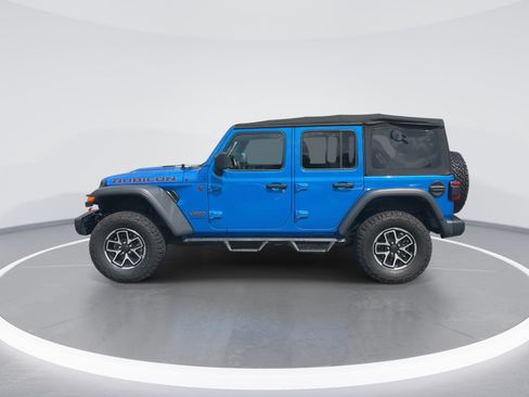 Used 2024 Jeep Wrangler Unlimited Rubicon w/ Capability Package AWD/4WD image 6