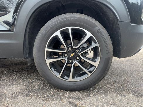 Used 2025 Chevrolet TrailBlazer LT image 25